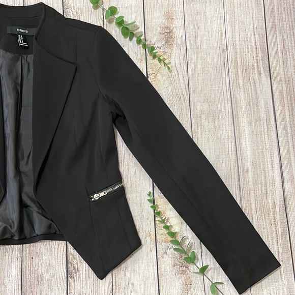 🌸 Clearance! 🌸 Forever21 Black Open Breast Blazer Size S - Picture 4 of 12